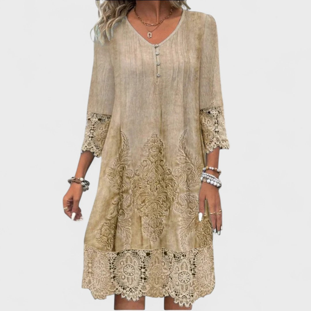 Helle - Elegáns csipkés ruha