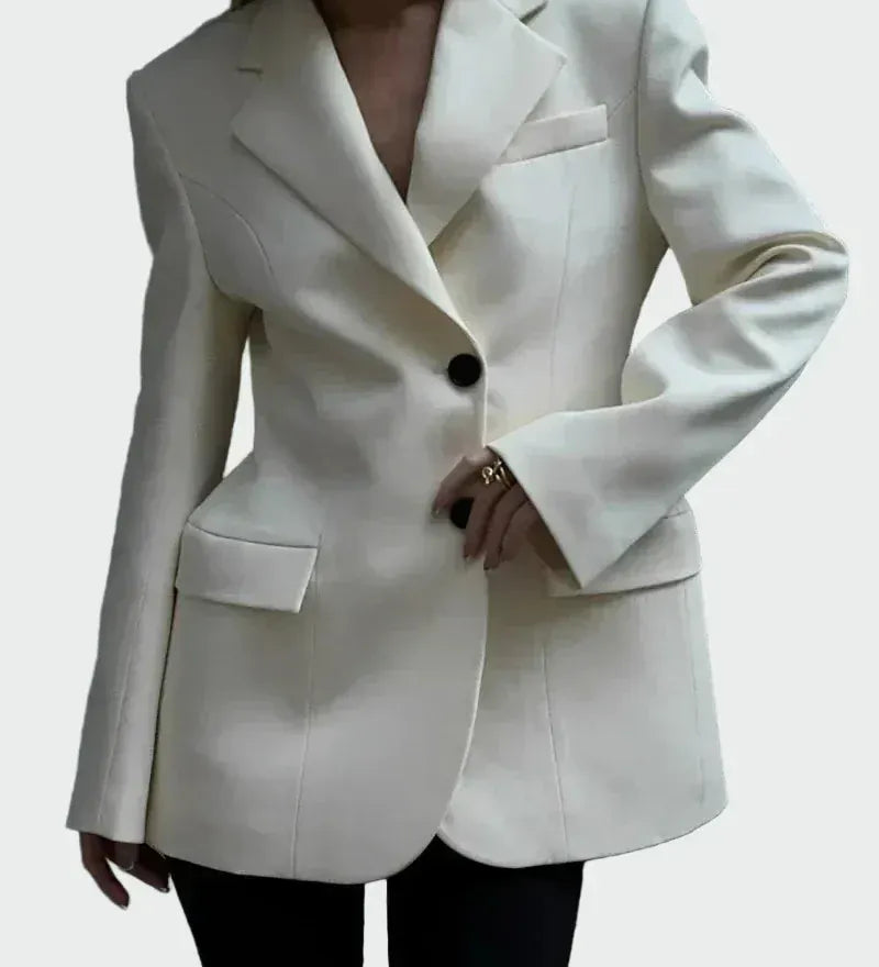 Moolie - Elegáns Blézer Imponáló Vonalvezetéssel és Gombokkal